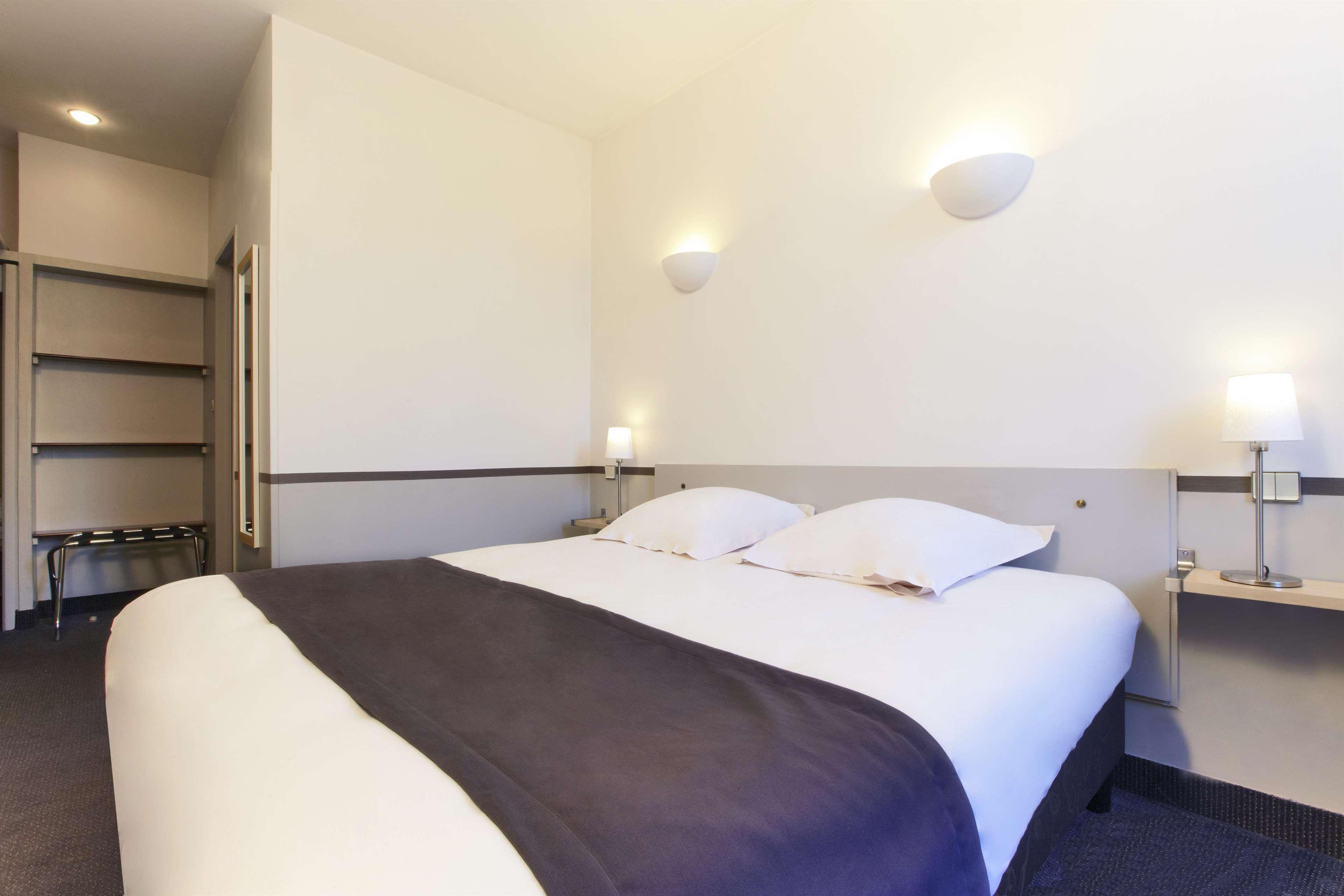 Kyriad Centre Hotel 3*